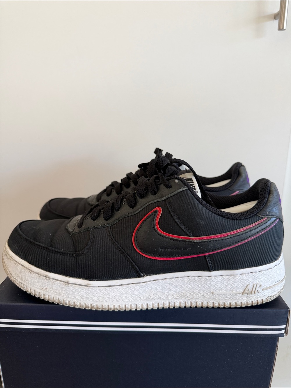 Nike Air Force 1 Low PRM Houston H-Town Black University Red DZ5427-001